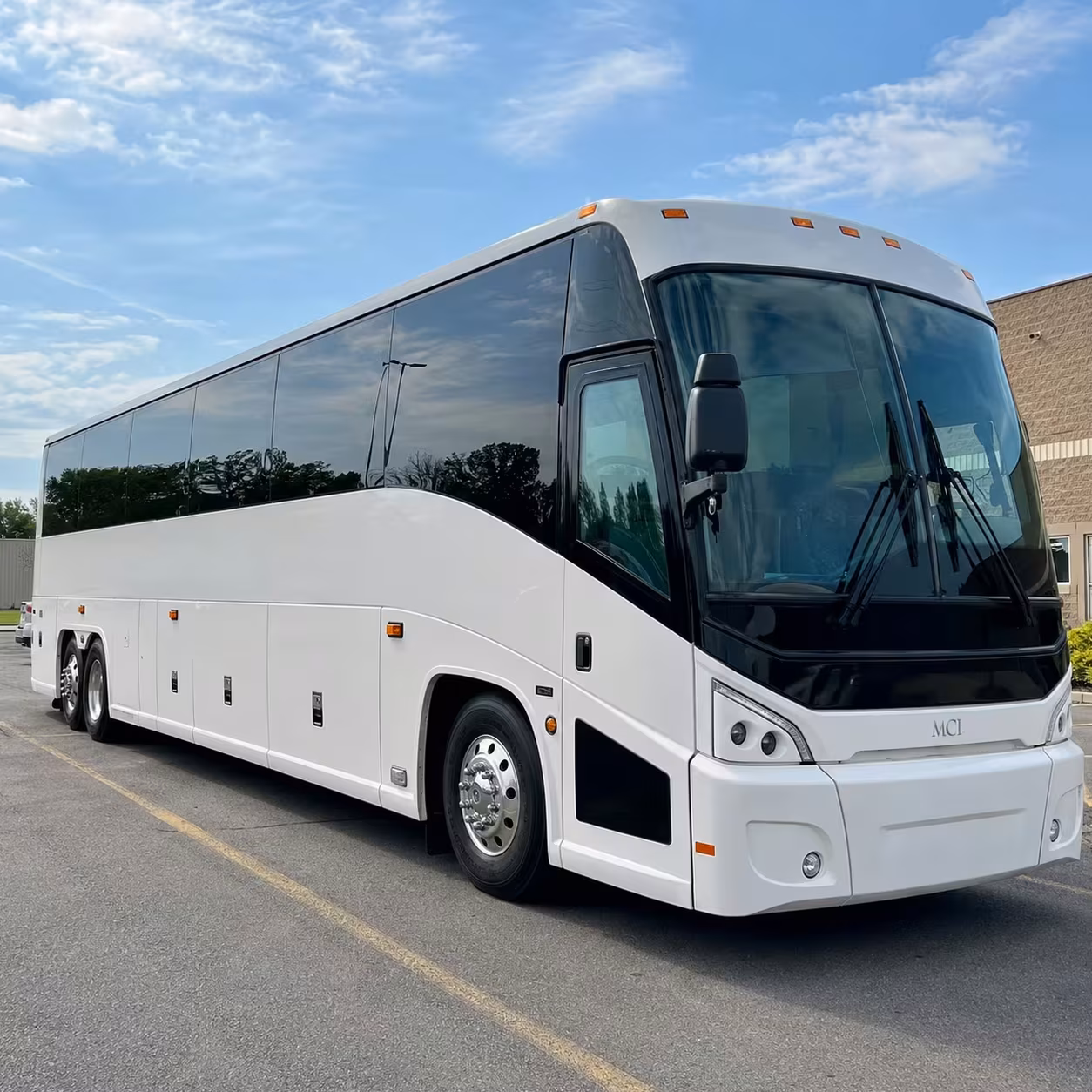 san leandro corporate airport shuttles to oak and sfo
